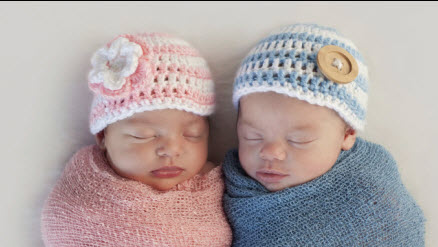 In vitro fertilization twins