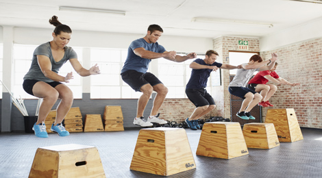 Anaerobic exercise in the gym.