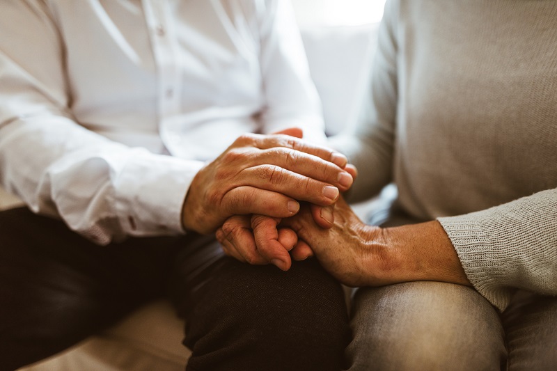 couple holding hands