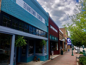 A photo of downtown Toccoa