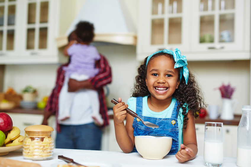 Child eating breakfast